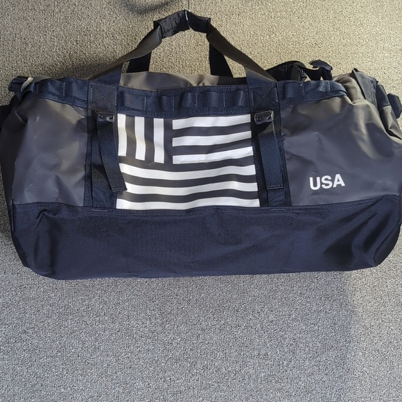The North Face International Team USA Basecamp Duffel Bag/Backpack Navy - Large - Picture 2 of 16